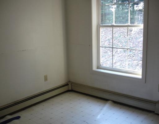 8 Pine Ridge Road Paris, ME 04281 - Photo 10 of 15 Dining Room.