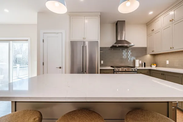$699,900 | 17 Youngs Lane, Unit 17, Freeport, ME 04032