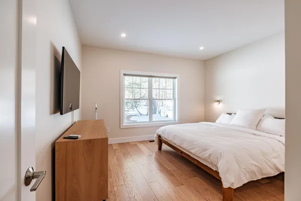 $699,900 | 17 Youngs Lane, Unit 17, Freeport, ME 04032
