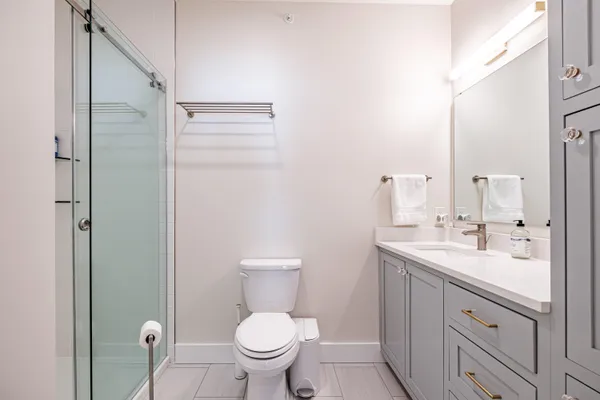 $699,900 | 17 Youngs Lane, Unit 17, Freeport, ME 04032