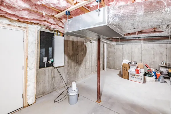 $699,900 | 17 Youngs Lane, Unit 17, Freeport, ME 04032