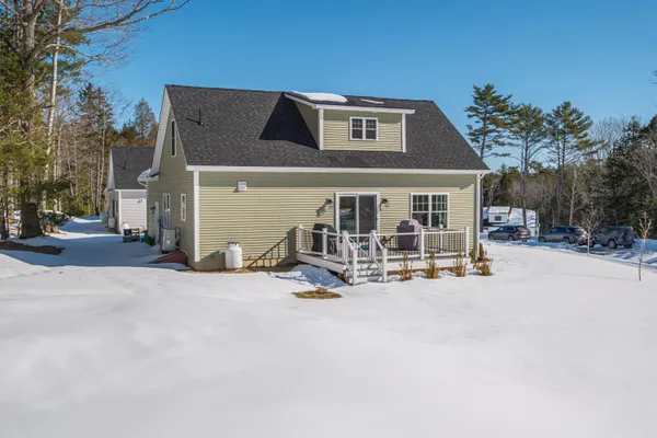 $699,900 | 17 Youngs Lane, Unit 17, Freeport, ME 04032