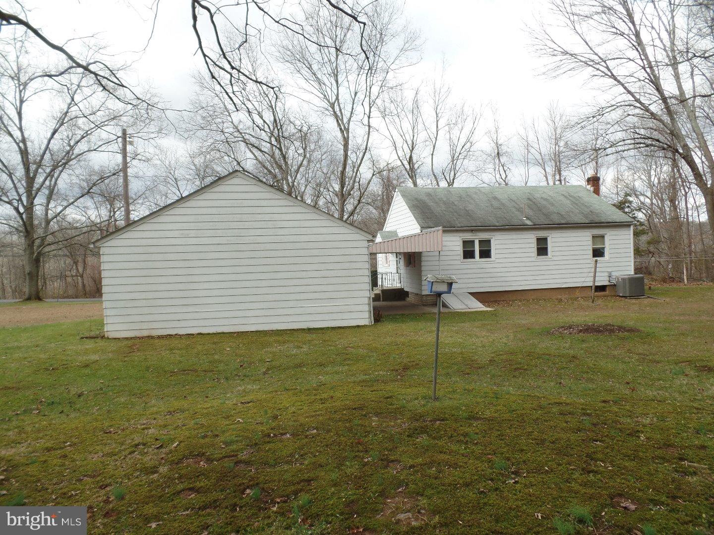 8278 Covered Bridge Road Quakertown, PA 18951 - Photo 5 of 5 Gallery Image 5