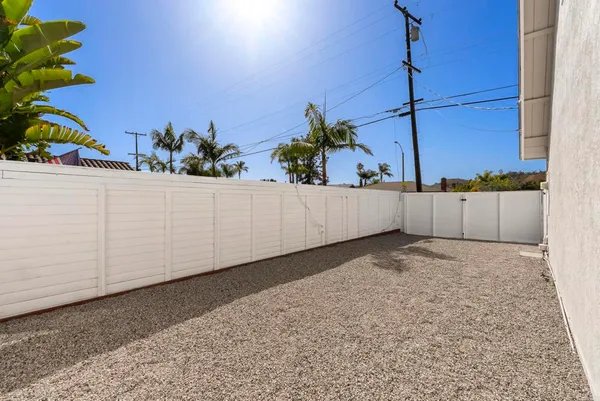 $849,999 | 2333 East Mission Avenue, Escondido, CA 92027