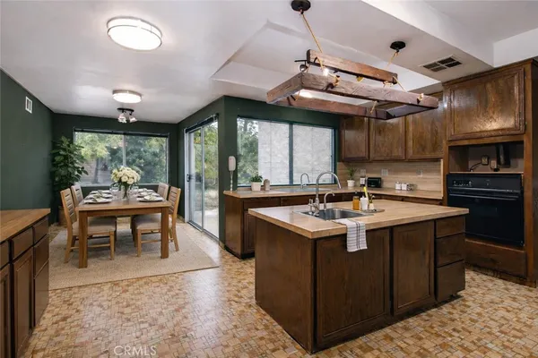 $1,350,000 | 11050 Baile Avenue, Chatsworth, CA 91326