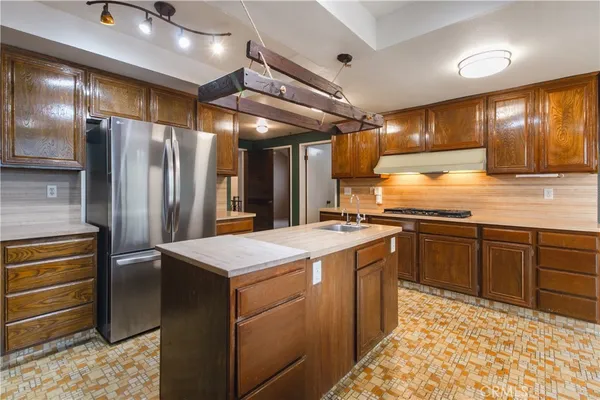 $1,350,000 | 11050 Baile Avenue, Chatsworth, CA 91326