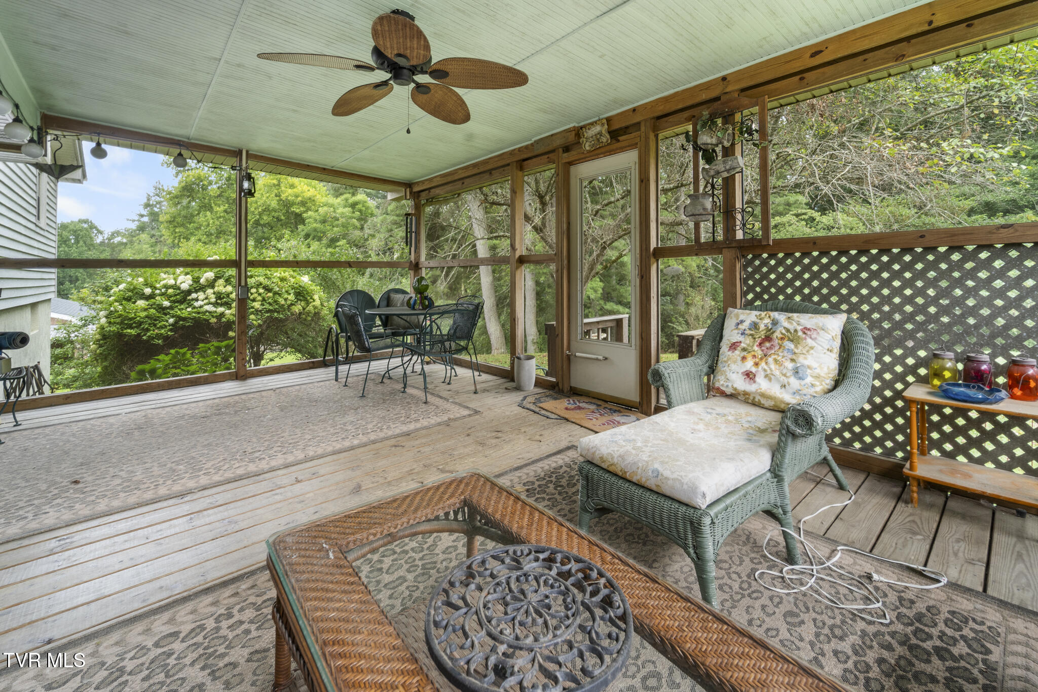 403 Martindale Road Bristol, TN 37620 - Photo 34 of 42 DSC00977