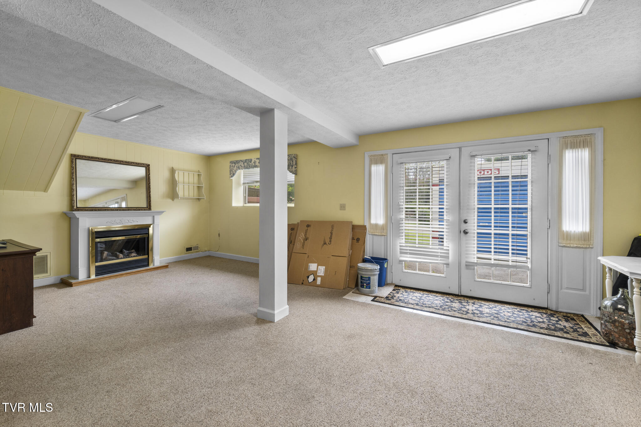 403 Martindale Road Bristol, TN 37620 - Photo 8 of 42 DSC00792