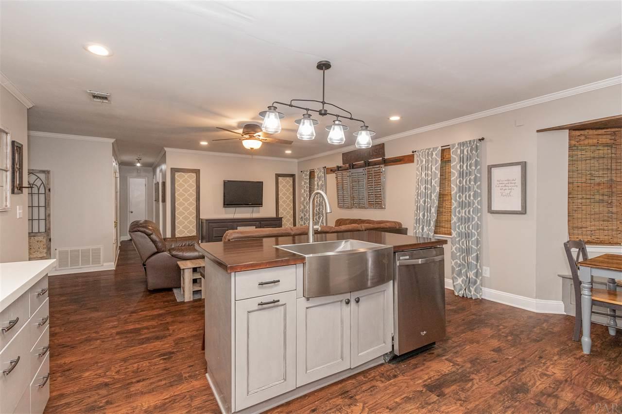 2097 Filly Road Cantonment, FL 32533 - Photo 18 of 47 Gallery Image 18