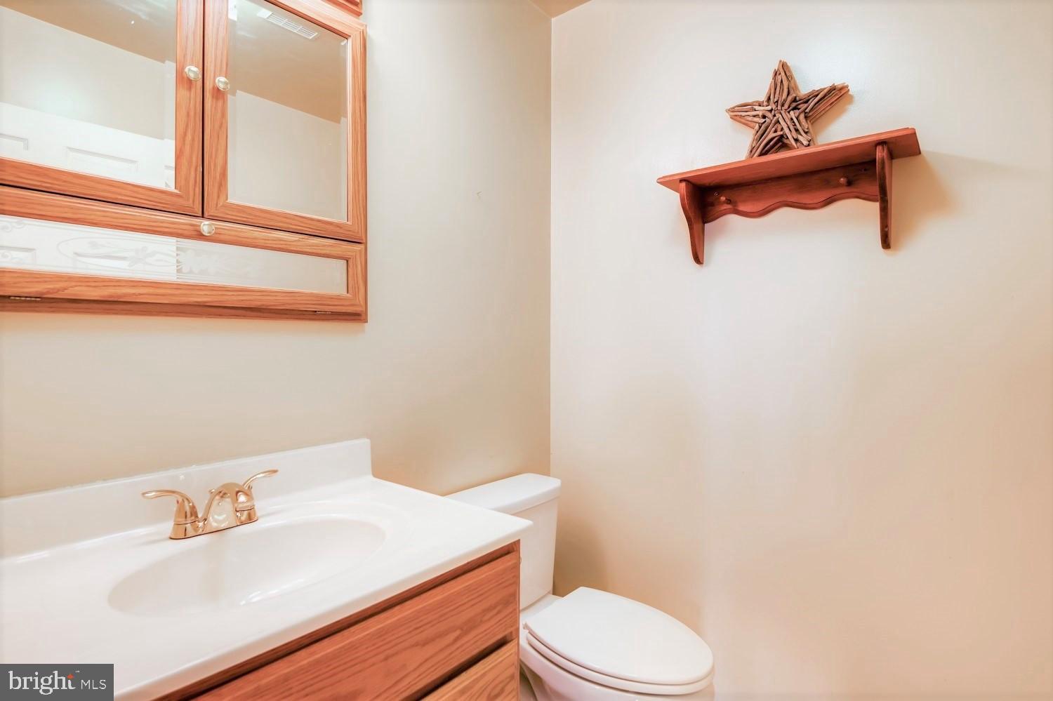3103 Sparrows Point Road Baltimore, MD 21219 - Photo 22 of 29 Half Bath