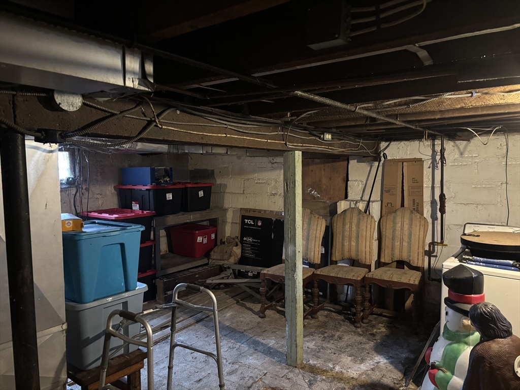 177 Jamaica Street Springfield, MA 01119 - Photo 10 of 12