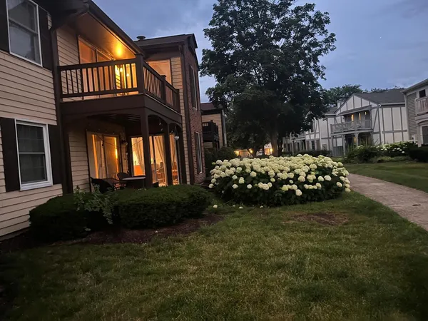 $311,000 | 54 Plymouth Court, Unit 102D, Naperville, IL 60565