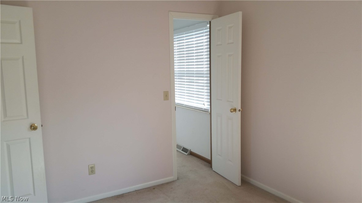 696 Guilford Road Vermilion, OH 44089 - Photo 10 of 15 Gallery Image 10