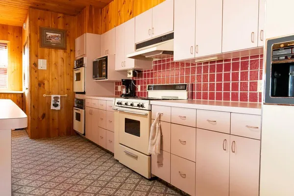 $1,290,000 | 232 North Central Avenue, Duluth, MN 55807