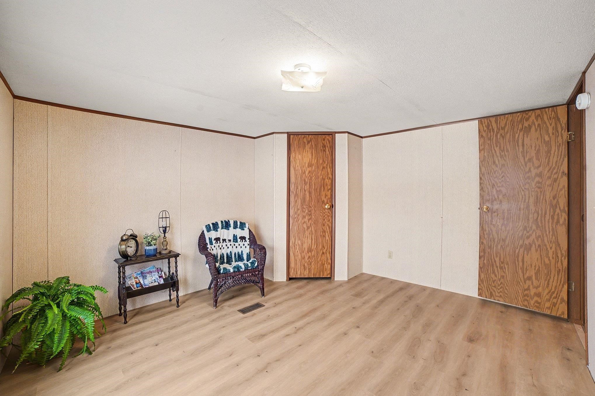 1283 Waldron Road South Crystal, MI 48818 - Photo 20 of 31 1941499-4972e322-97e5-4984-a998-8839e6816fd8.JPG