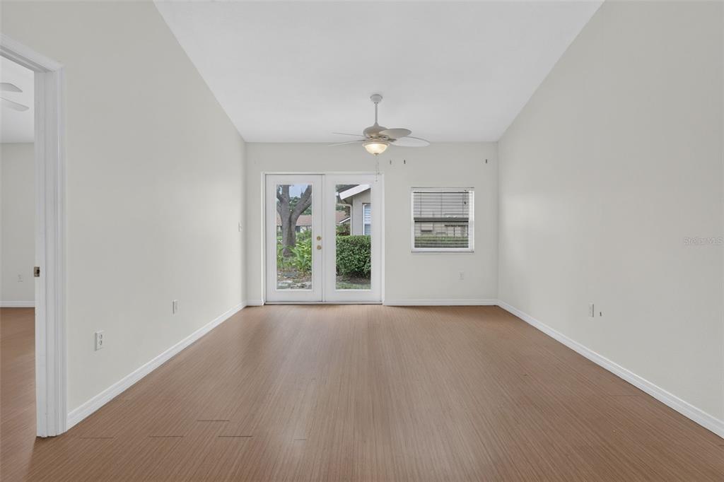 5626 Monte Rosso Road Sarasota, FL 34243 - Photo 17 of 69