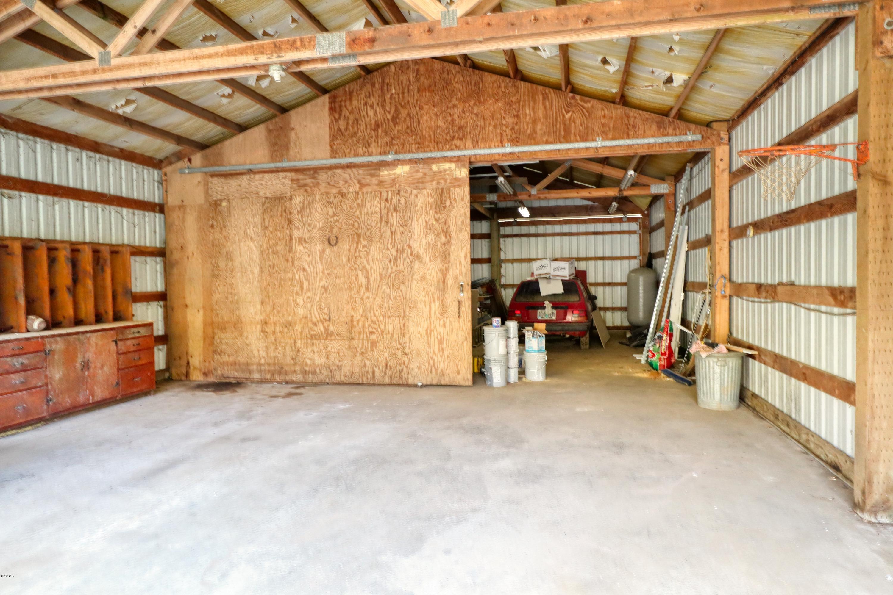 15 Yasek Loop Toledo, OR 97391 - Photo 22 of 23 4 Stall Garage/shop