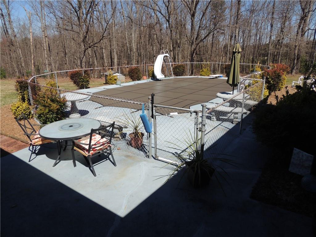 2424 East Maiden Road Maiden, NC 28650 - Photo 14 of 18 Gallery Image 14