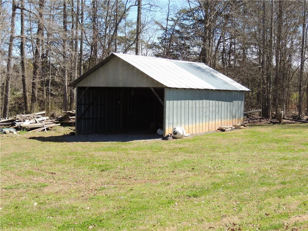2424 East Maiden Road Maiden, NC 28650 - Photo 15 of 18 Gallery Image 15