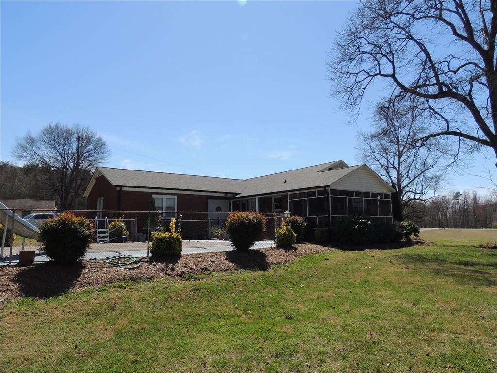 2424 East Maiden Road Maiden, NC 28650 - Photo 16 of 18 Gallery Image 16