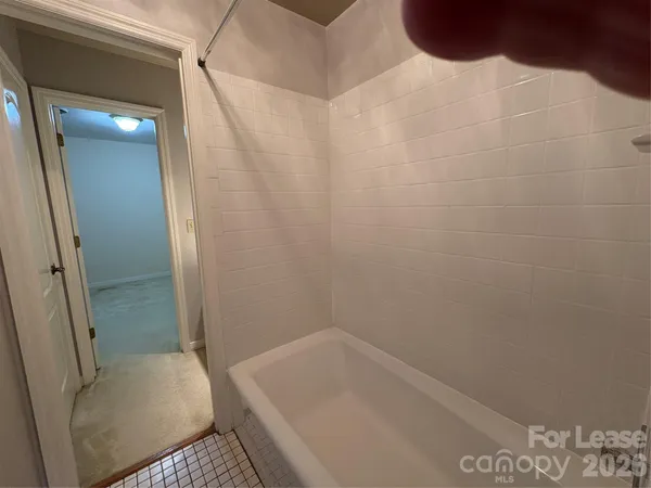 $3,500 | 27 Mountain Lake Drive, Hendersonville, NC 28739