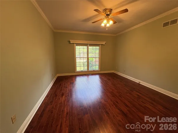 $3,500 | 27 Mountain Lake Drive, Hendersonville, NC 28739