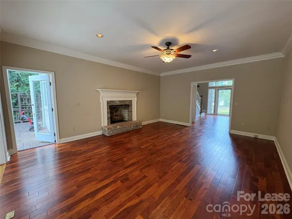 $3,500 | 27 Mountain Lake Drive, Hendersonville, NC 28739