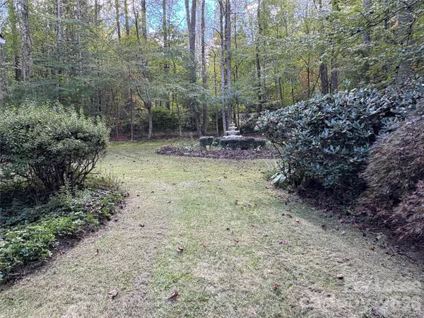 $3,500 | 27 Mountain Lake Drive, Hendersonville, NC 28739