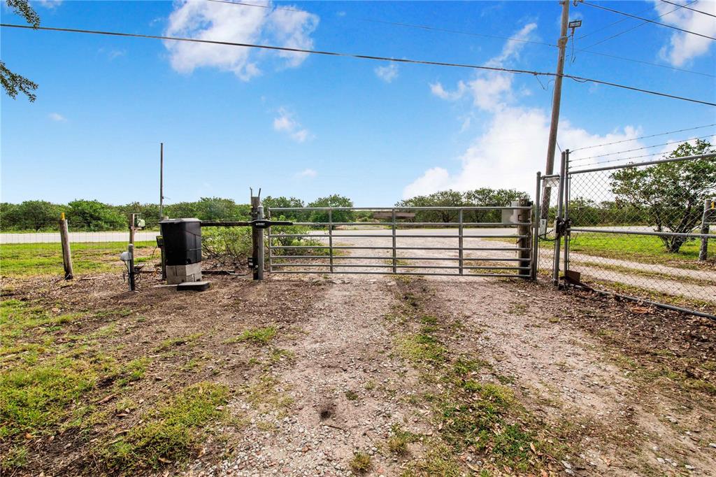 1646 Tyner Road Haines City, FL 33844 - Photo 7 of 64 a view of a yard with a street