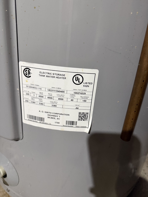 137 Carnavon Circle Springfield, MA 01109 - Photo 29 of 36