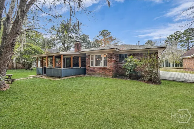 $349,900 | 202 Sunderland Drive, Savannah, GA 31406