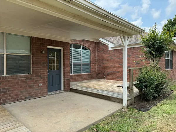 $2,295 | 19722 Creek Bend Trail, Houston, TX 77084