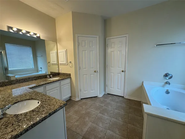 $2,295 | 19722 Creek Bend Trail, Houston, TX 77084