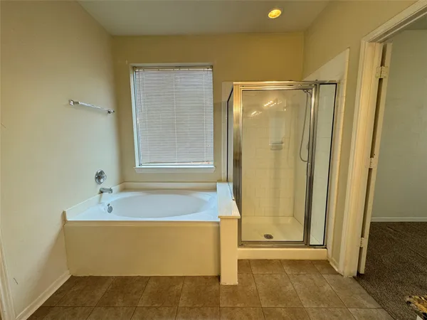 $2,295 | 19722 Creek Bend Trail, Houston, TX 77084