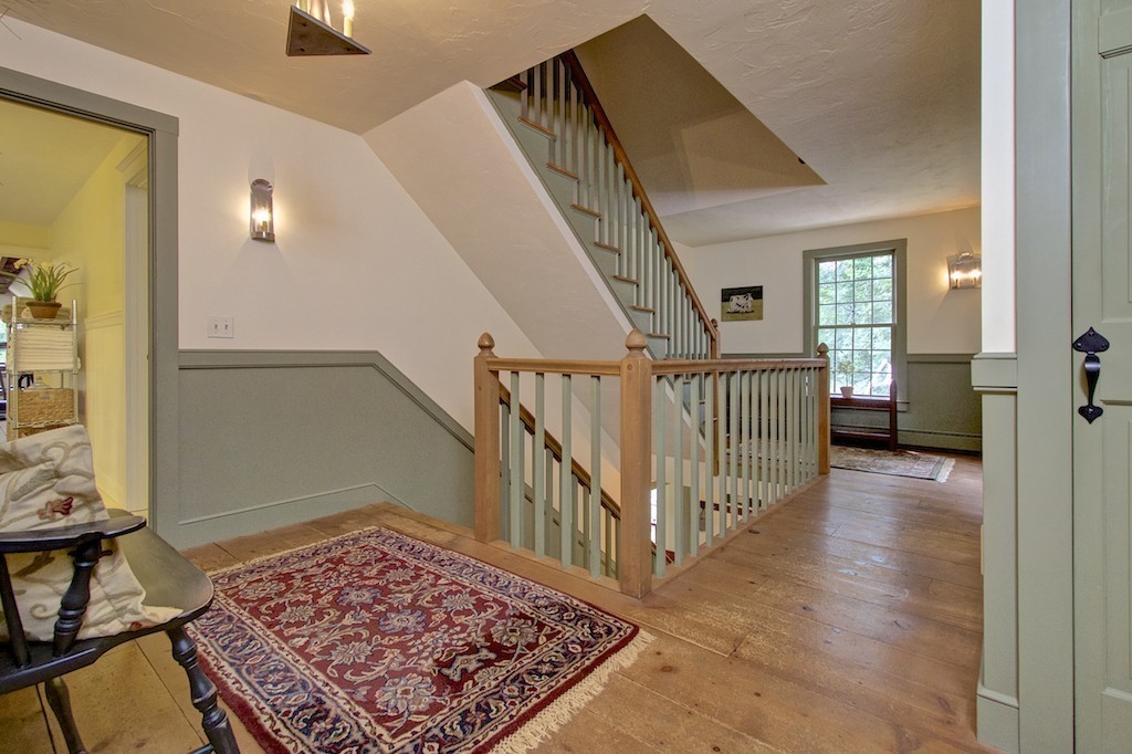 57 Whitewood Road Milford, MA 01757 - Photo 19 of 30