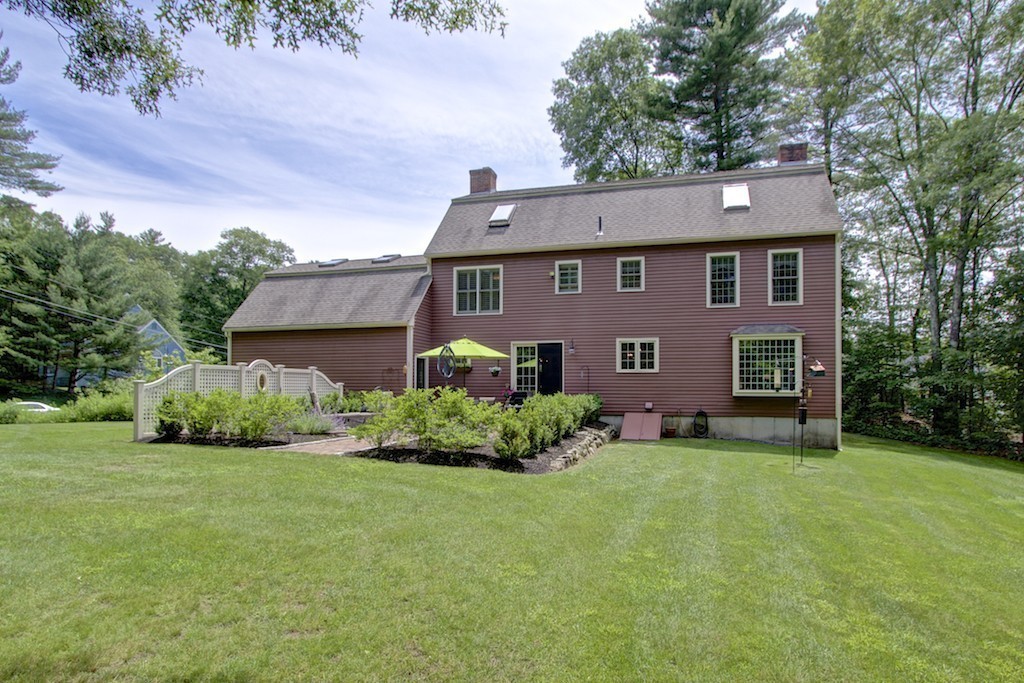 57 Whitewood Road Milford, MA 01757 - Photo 4 of 30