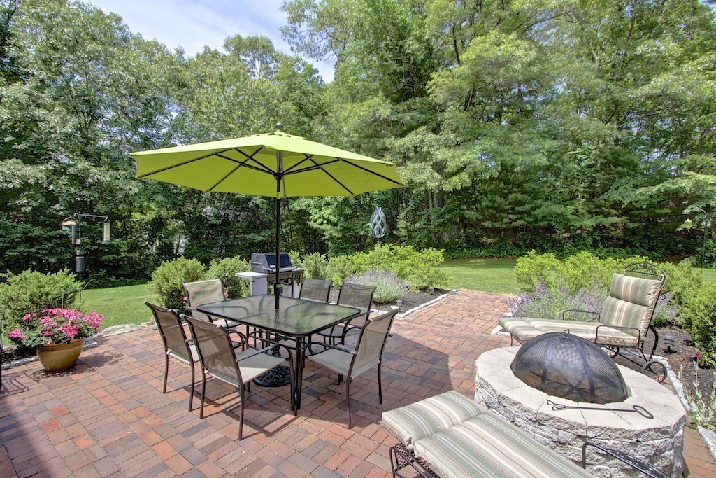 57 Whitewood Road Milford, MA 01757 - Photo 5 of 30