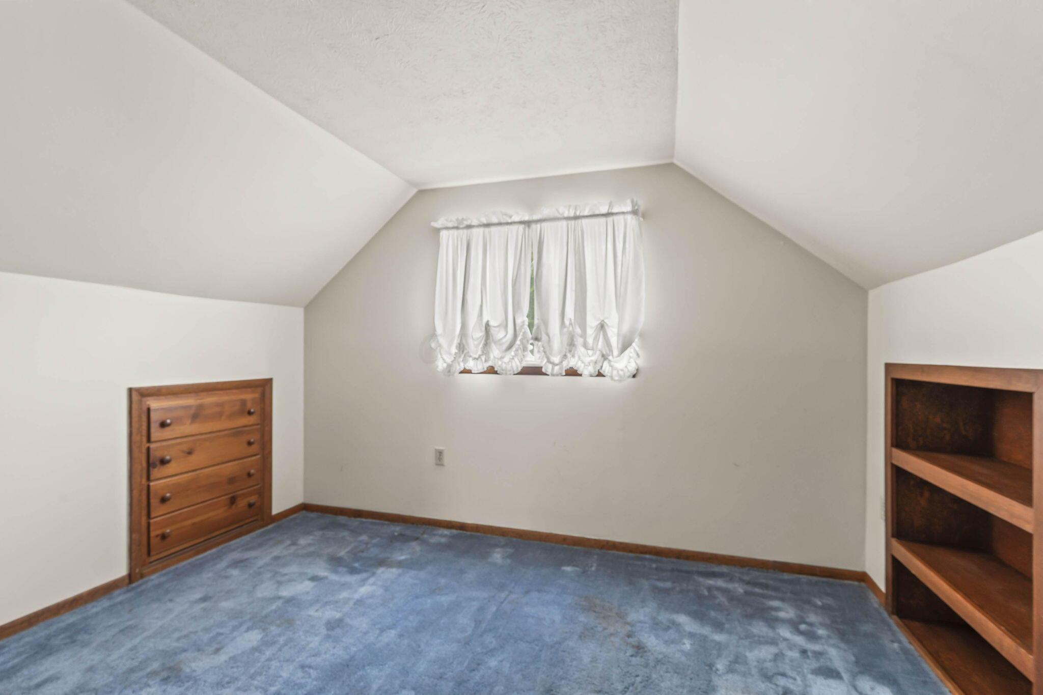 553 Beechwood Road Columbus, OH 43213 - Photo 27 of 48 41-web-or-mls-553BeechwoodRoad_Hommati10