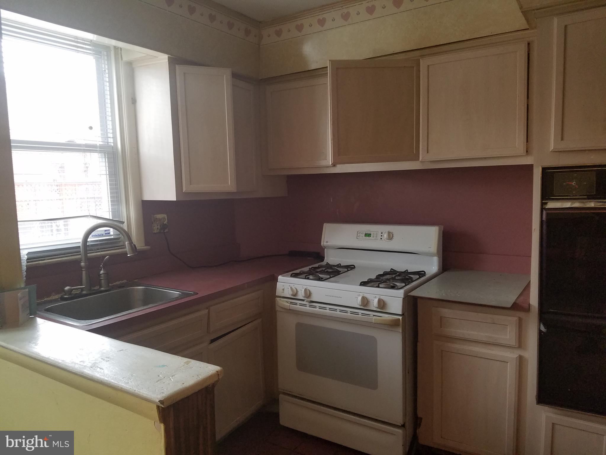 8611 Rugby Street Philadelphia, PA 19150 - Photo 7 of 19 Gallery Image 7