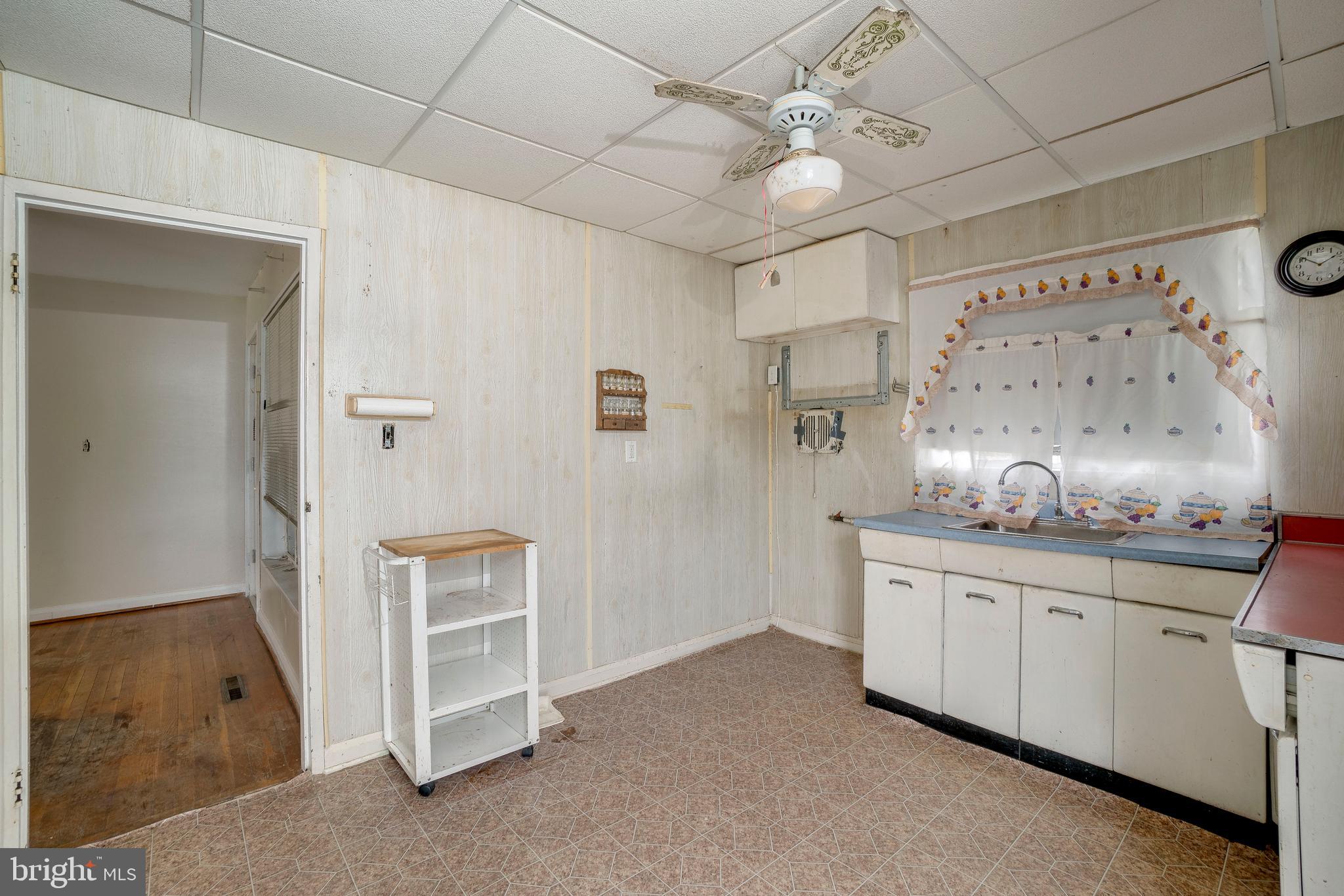 926 Prestwood Road Baltimore, MD 21228 - Photo 10 of 18 Kitchen - ready for you to make your own