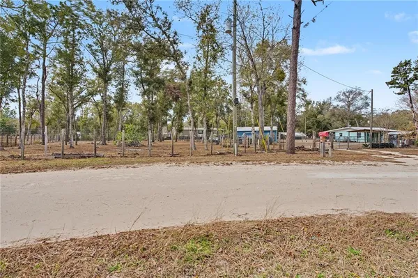 $250,000 | 5710 Northeast 140th Court, Williston, FL 32696