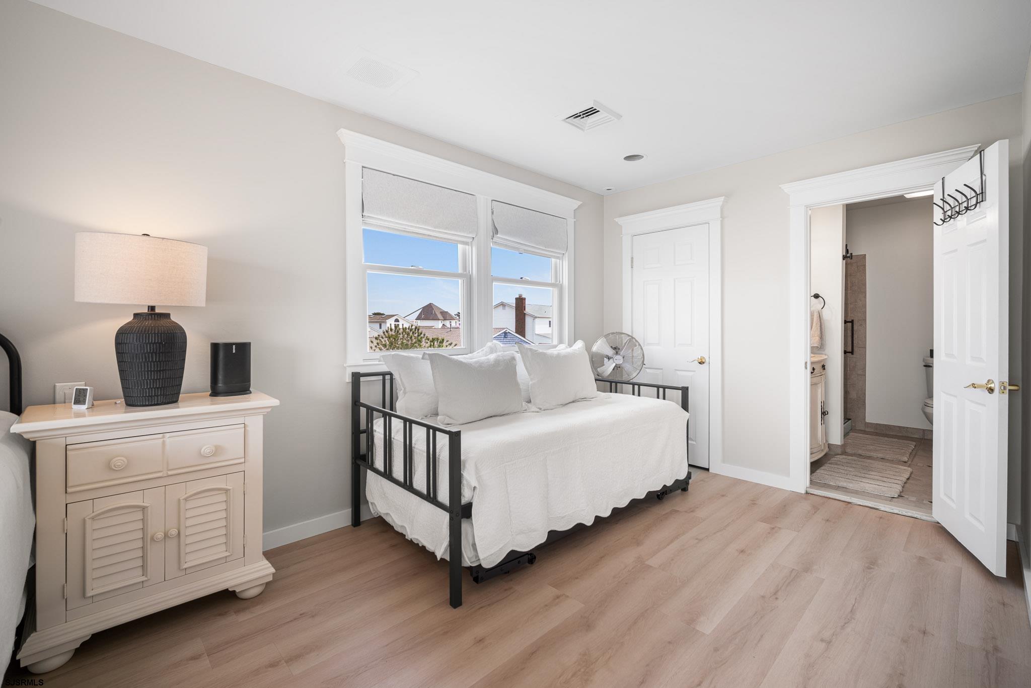 5217 Seaspray Road Brigantine, NJ 08203 - Photo 20 of 35