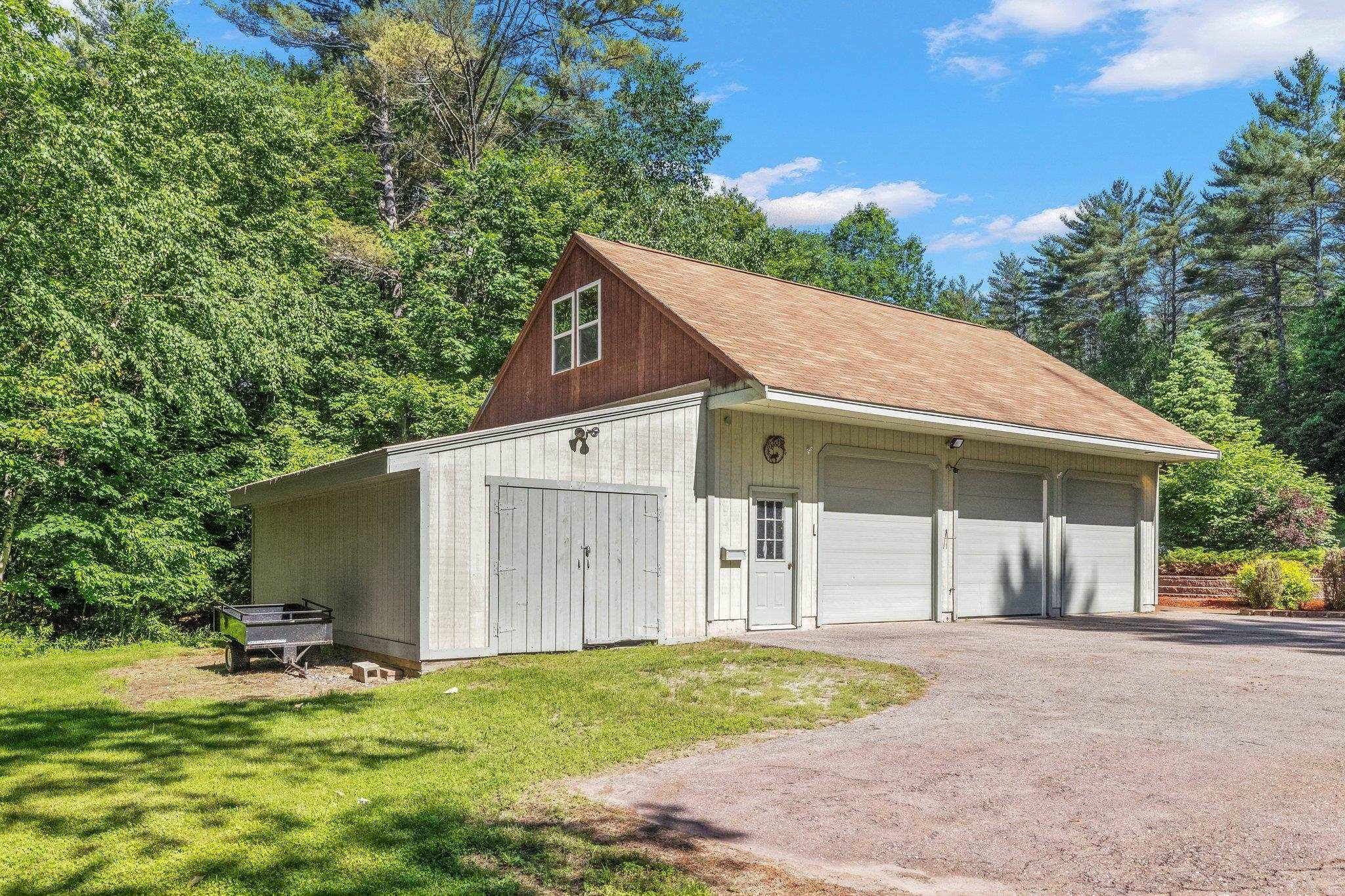 101 Hayes Road Alton, NH 03809 - Photo 5 of 40 Gallery Image 5