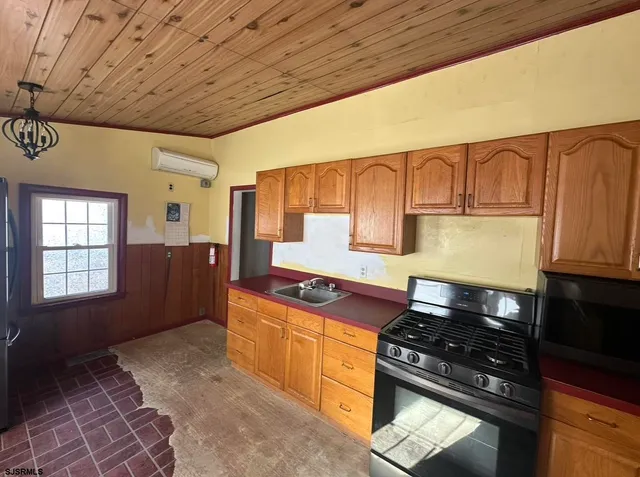 $259,900 | 27 East Faunce Landing Road, Absecon, NJ 08201