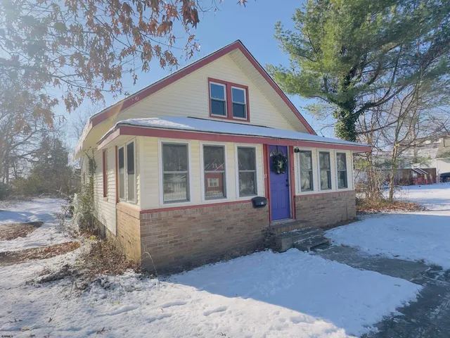 $259,900 | 27 East Faunce Landing Road, Absecon, NJ 08201