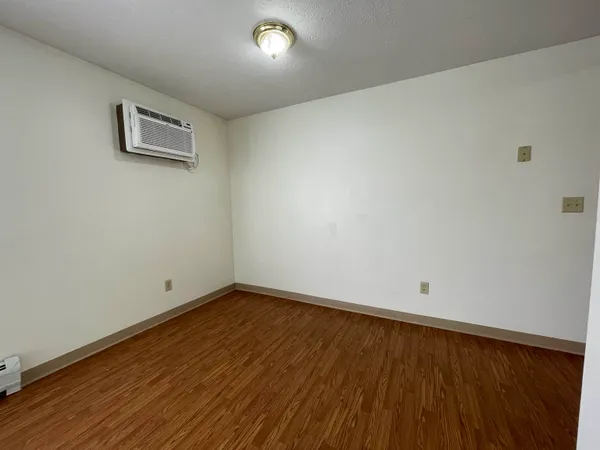 $1,849 | 3951 Old Brown Avenue, Unit 112, Manchester, NH 03103