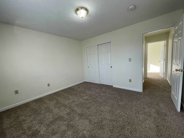 $1,849 | 3951 Old Brown Avenue, Unit 112, Manchester, NH 03103