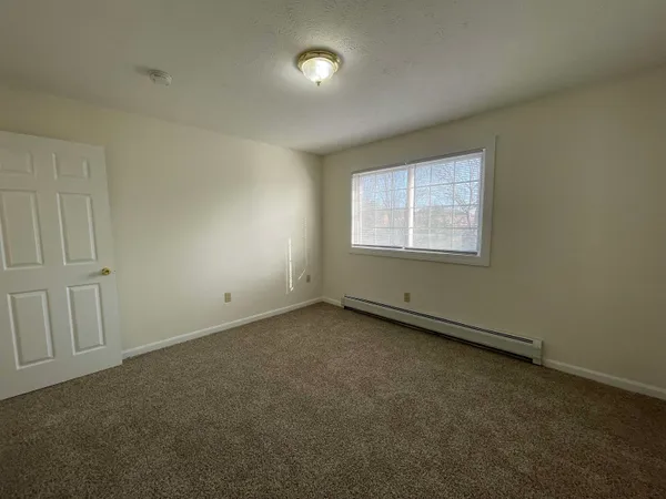 $1,849 | 3951 Old Brown Avenue, Unit 112, Manchester, NH 03103