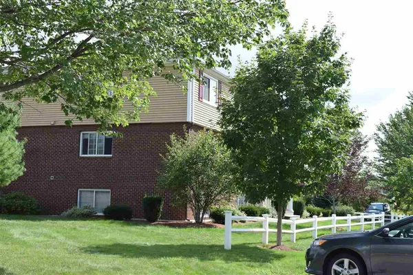 $1,849 | 3951 Old Brown Avenue, Unit 112, Manchester, NH 03103
