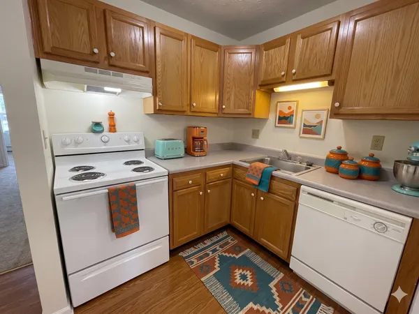 $1,849 | 3951 Old Brown Avenue, Unit 112, Manchester, NH 03103